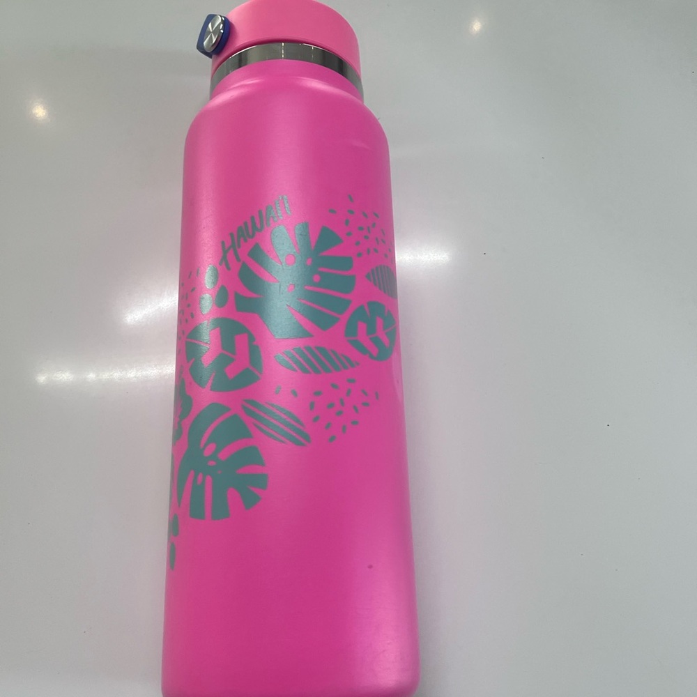 Hydro Flask 40 oz Pink Bottle with Floral Design